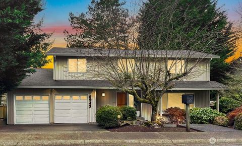 Photo of 6543 125th Ave SE Ave, Bellevue, WA 98006 (MLS # 2466491)