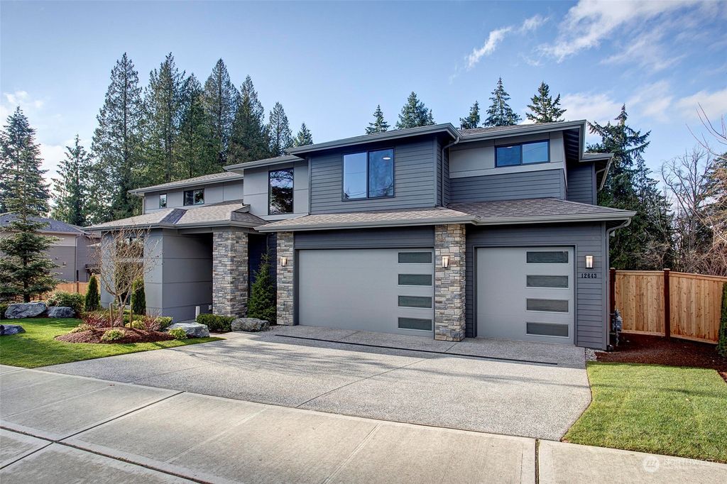 Photo of 12631 72nd Avenue NE, Kirkland, WA 98034 (MLS # 2025467)