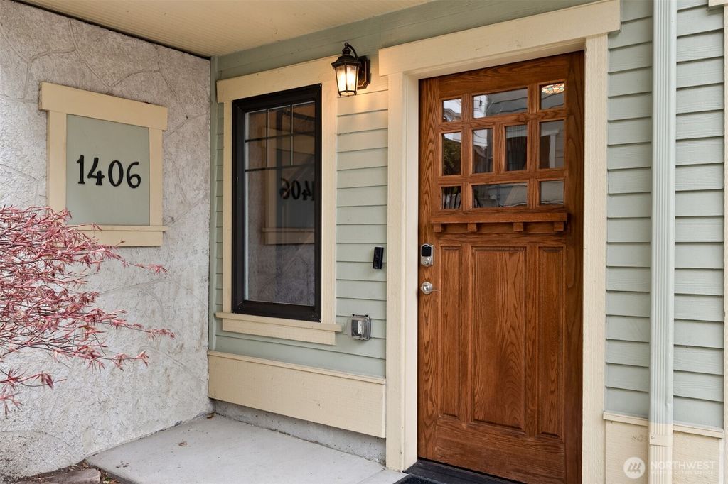 Photo of 1406 N 38th Street, Seattle, WA 98103 (MLS # 2504357)