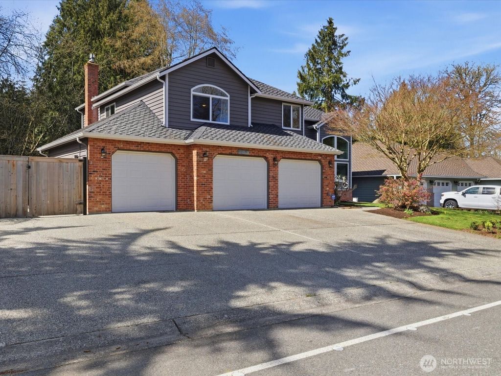 Photo of 11710 43rd Drive SE, Everett, WA 98208 (MLS # 2496591)