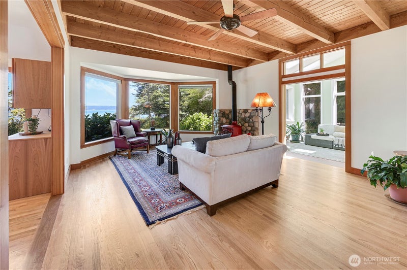 372 Schwartz Road