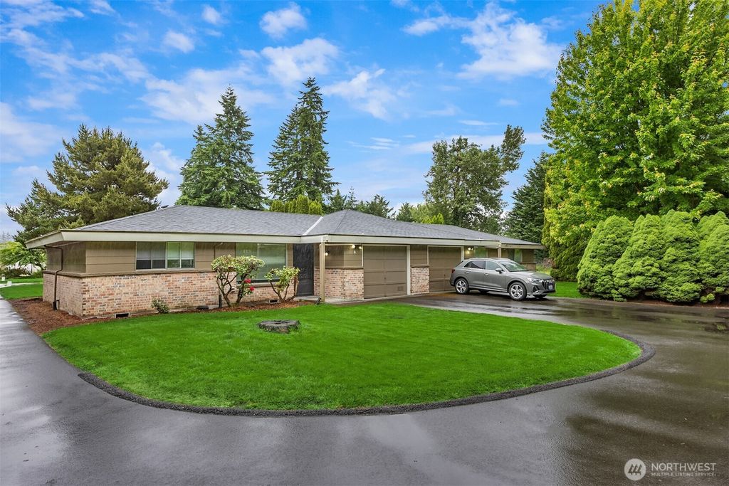 Photo of 501 21st Street SE, Auburn, WA 98002 (MLS # 2394373)