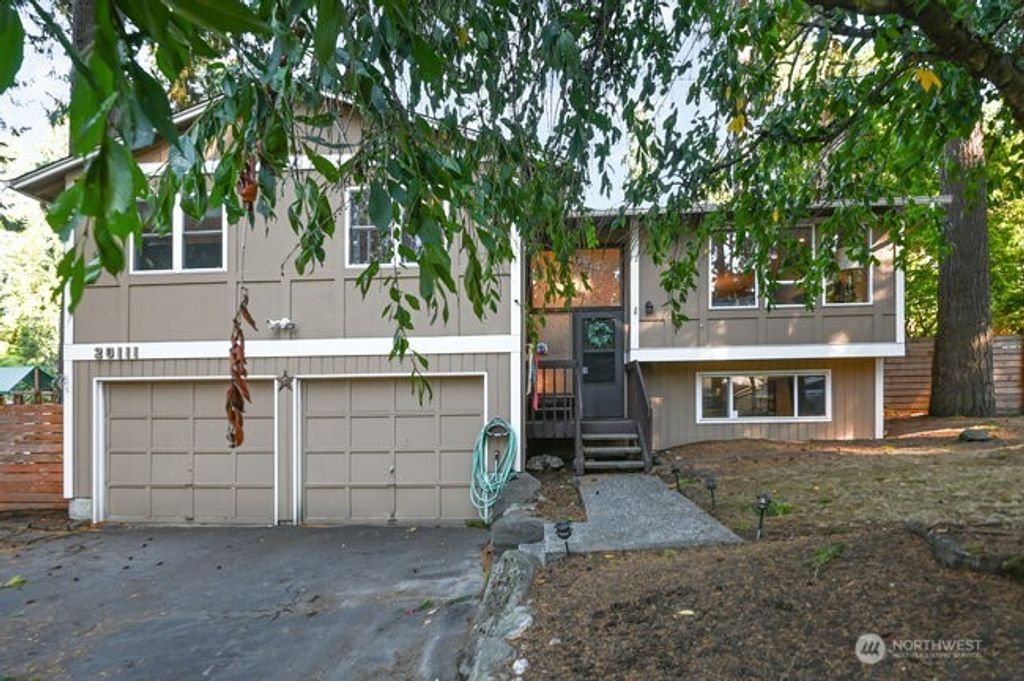 Photo of 20111 80th Avenue W, Edmonds, WA 98026 (MLS # 2433688)