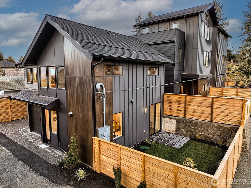 Photo of 5006 SW Hanford Street, Seattle, WA 98116 (MLS # 2341255)