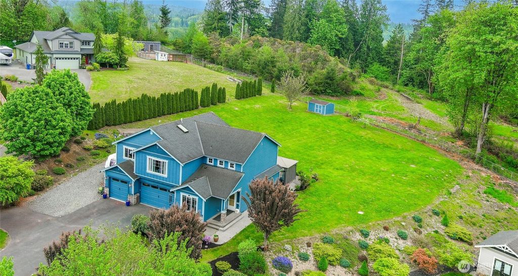 Photo of 13732 3rd Street SE, Snohomish, WA 98290 (MLS # 2514065)