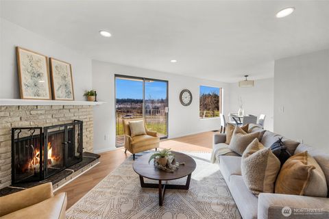 Photo of 23301 Lakeview Drive #A204, Mountlake Terrace, WA 98043 (MLS # 2479150)