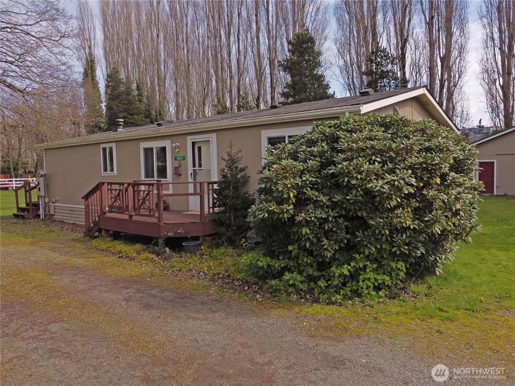 Photo of 12671 Markwood Road, Burlington, WA 98233 (MLS # 2502924)