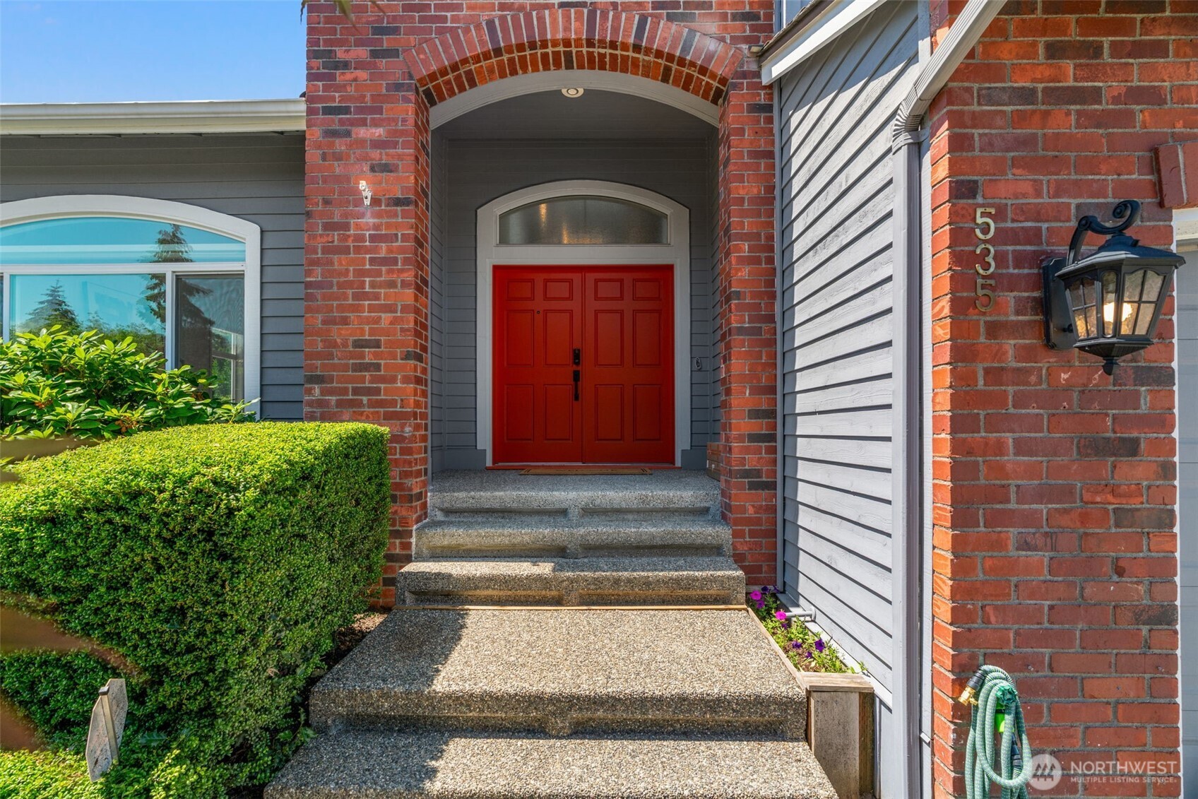 535 NW Datewood Drive