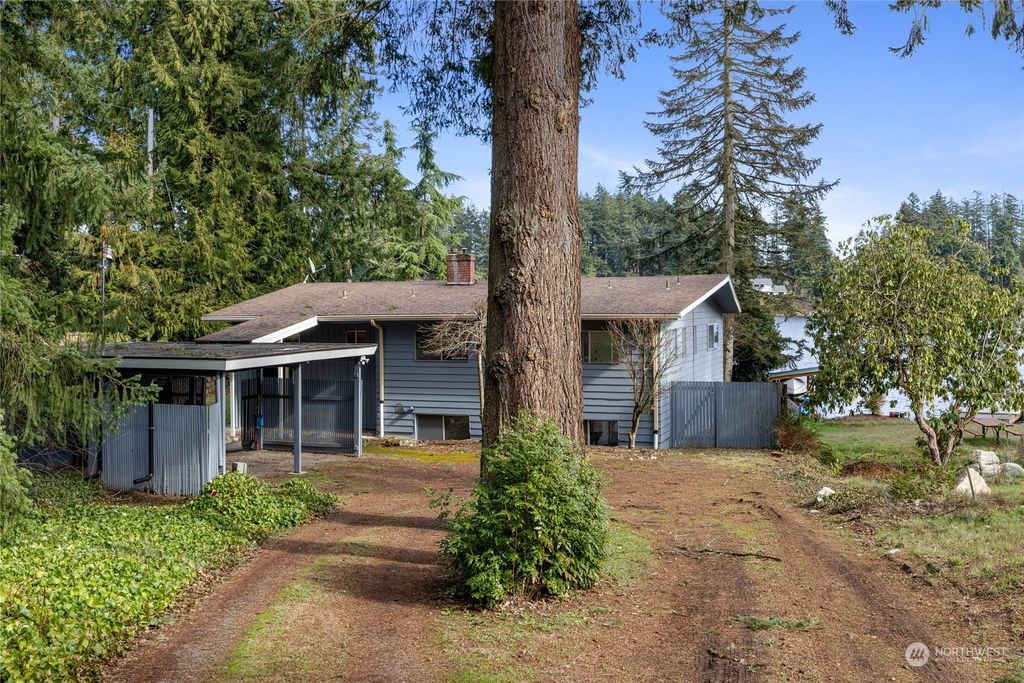 Photo of 36808 34th Avenue S, Auburn, WA 98001 (MLS # 2039090)