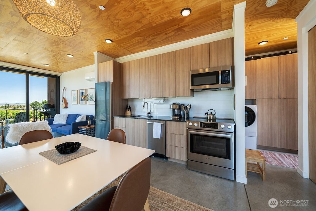 Photo of 23648 Cliffe Pointe Road NW #10C, Quincy, WA 98848 (MLS # 2508761)