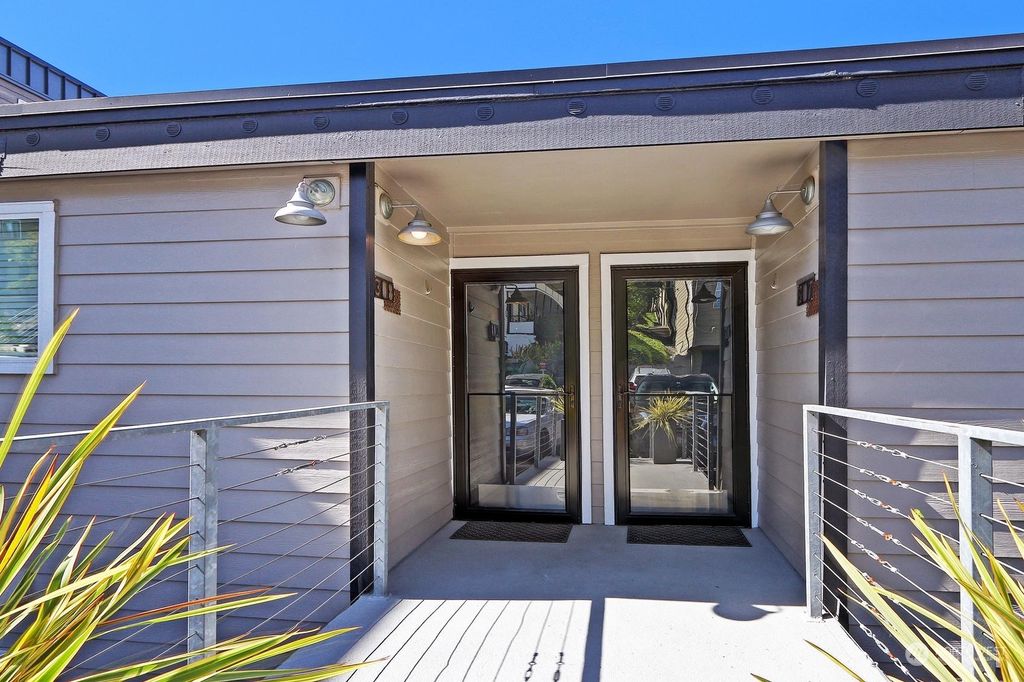 Photo of 3420 15th Avenue W #308, Seattle, WA 98119 (MLS # 2162796)