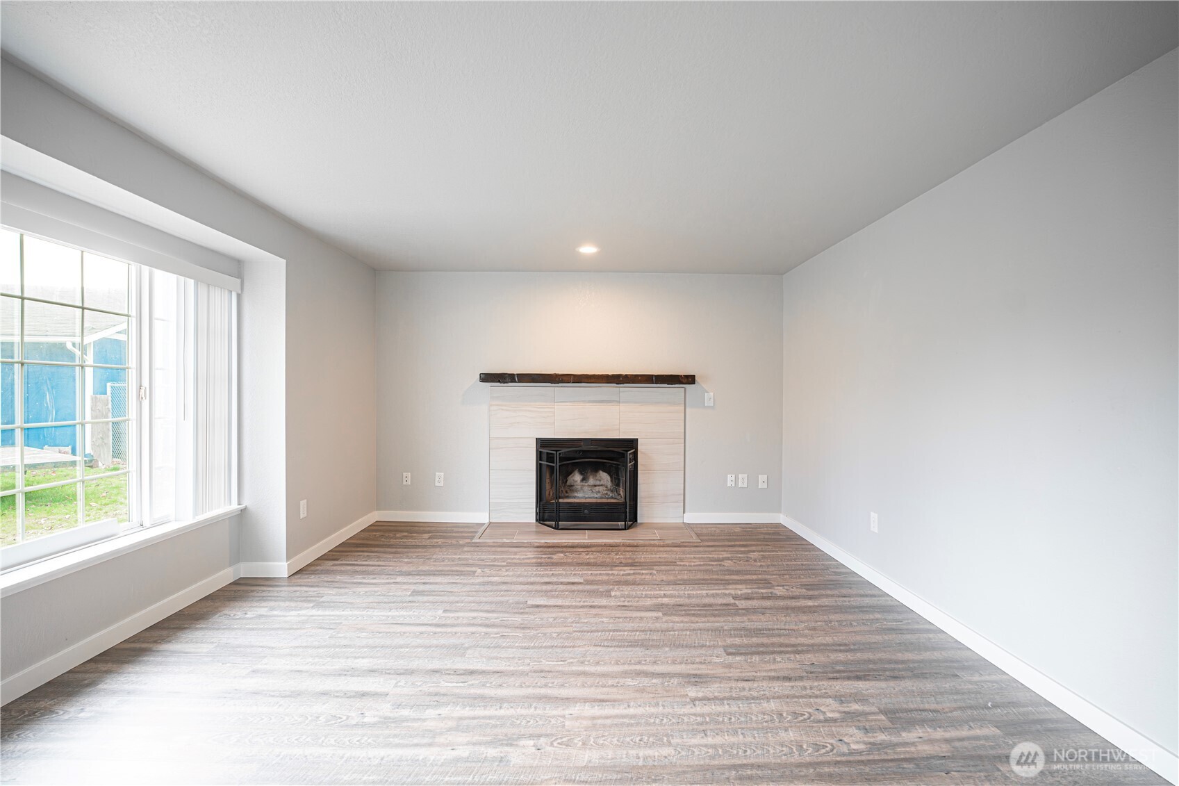 10010 15th Avenue Ct E