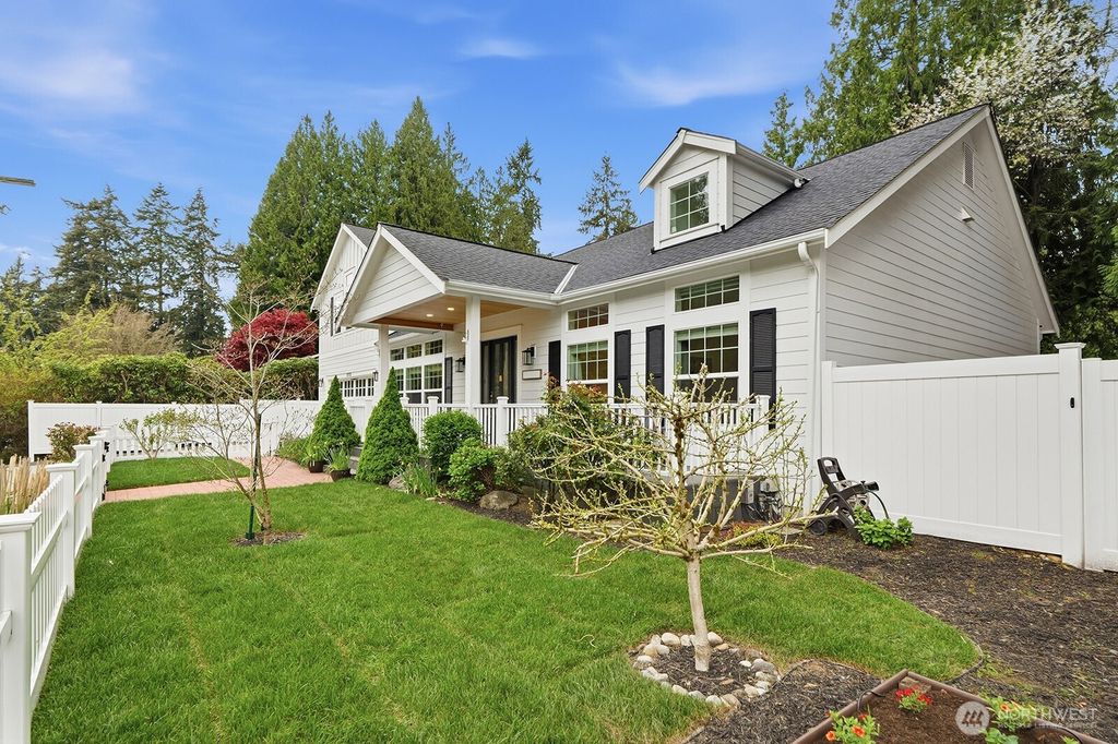 Photo of 9702 NE 198th Street, Bothell, WA 98011 (MLS # 2511880)