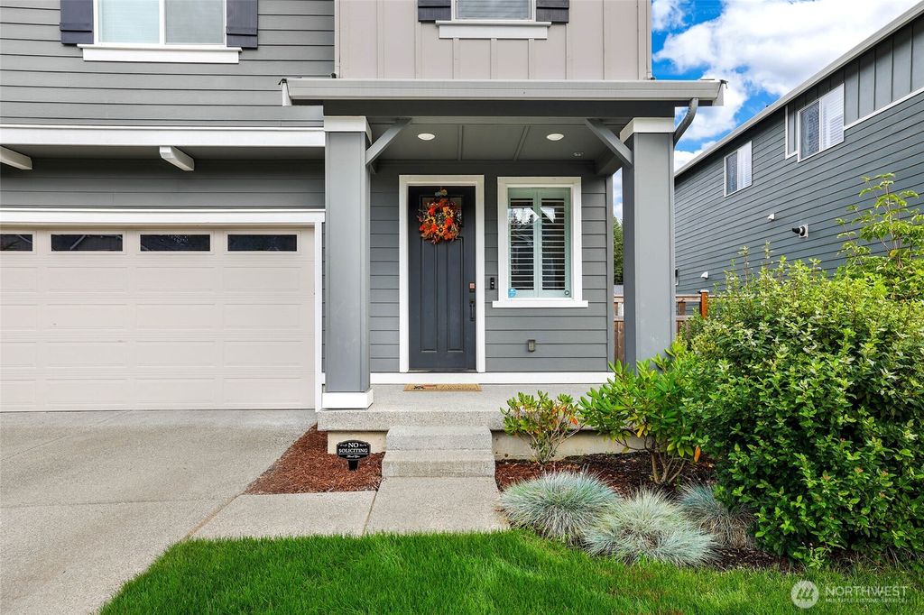 Photo of 33224 SE Glacier Avenue, Black Diamond, WA 98010 (MLS # 2441089)