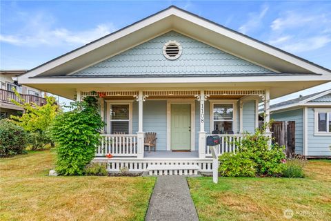 Photo of 1108 18th Street, Anacortes, WA 98221 (MLS # 2423258)