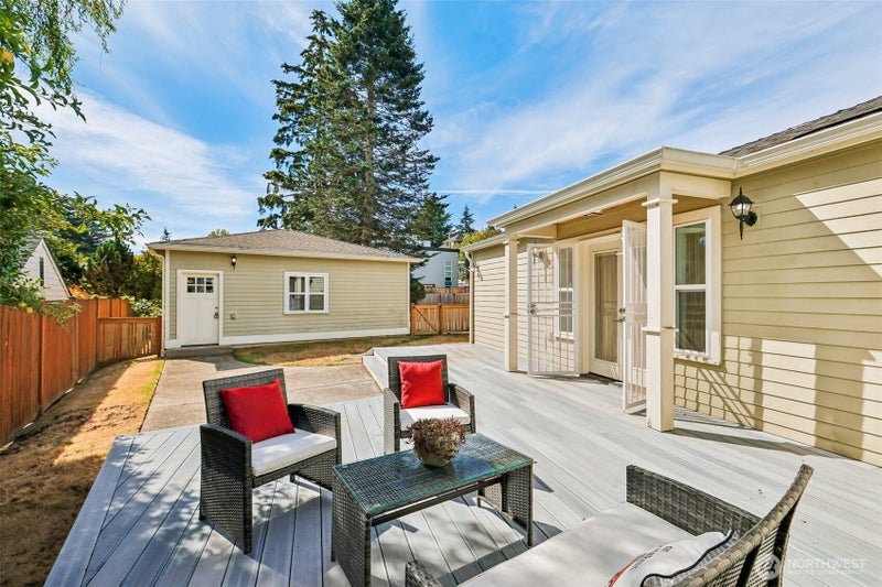 943 NW 97th Street