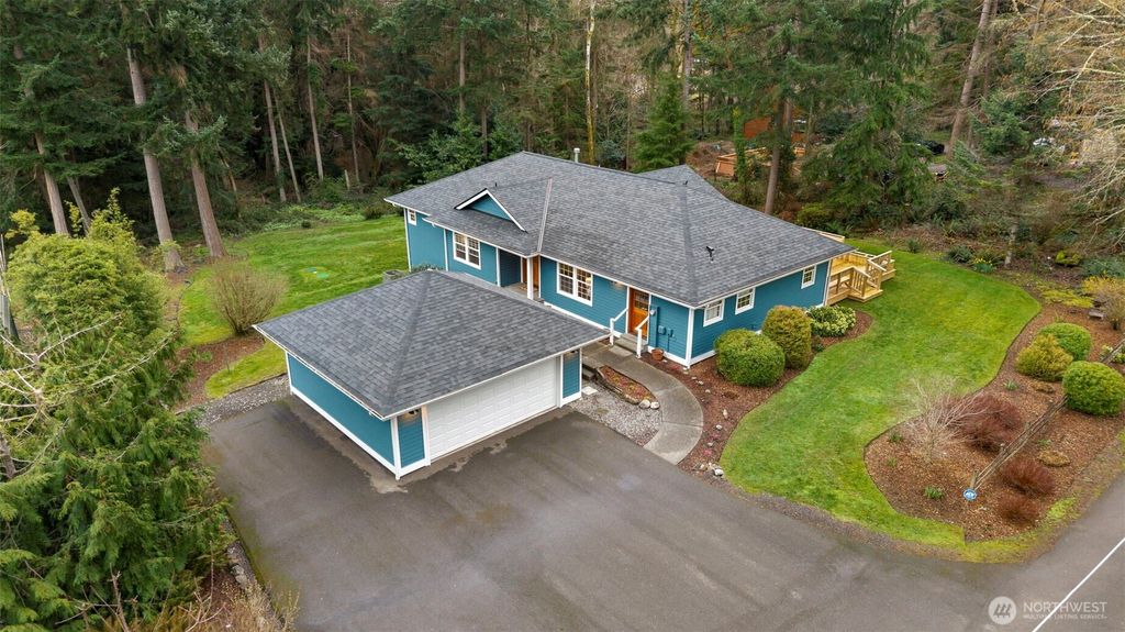 Photo of 15375 Sunrise Drive NE, Bainbridge Island, WA 98110 (MLS # 2489208)
