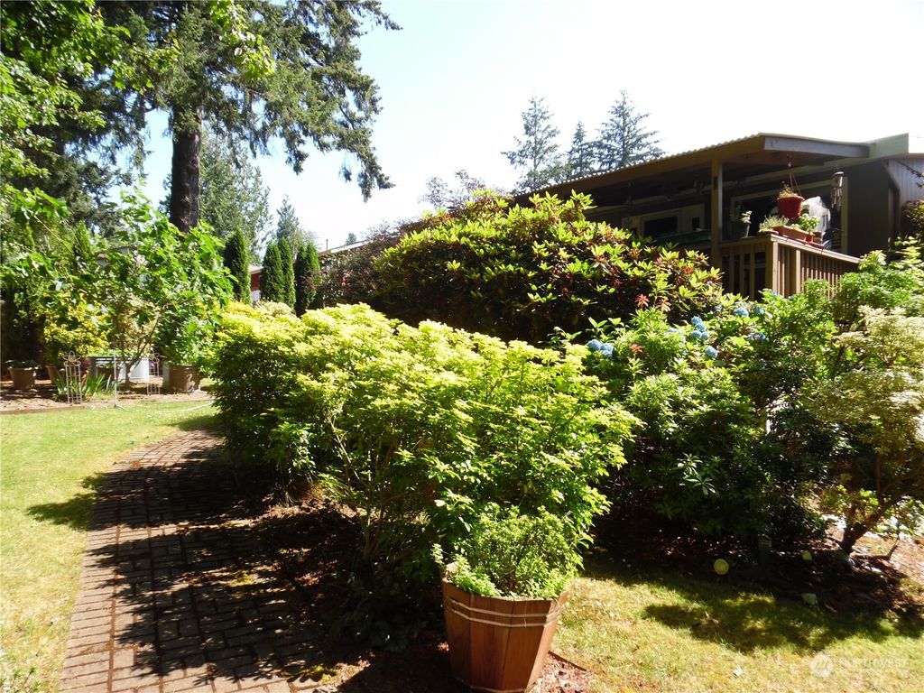 Photo of 23143 135th Avenue SE, Kent, WA 98042 (MLS # 2324241)