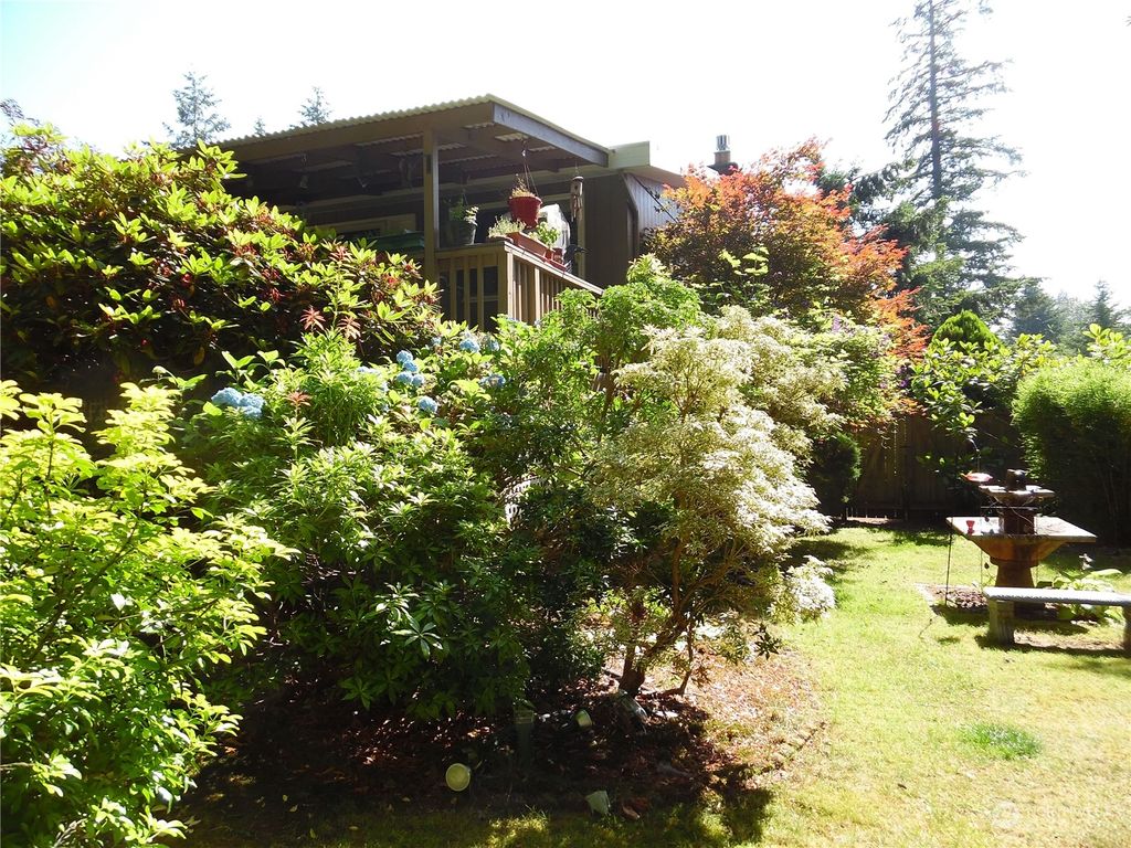 Photo of 23143 135th Avenue SE, Kent, WA 98042 (MLS # 2324241)