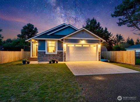 Photo of 269 Ensign Avenue NW, Ocean Shores, WA 98569 (MLS # 2427318)