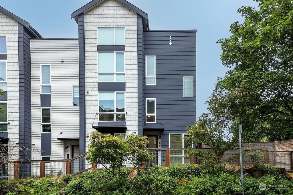 Photo of 308 N 107th Street, Seattle, WA 98133 (MLS # 2254923)