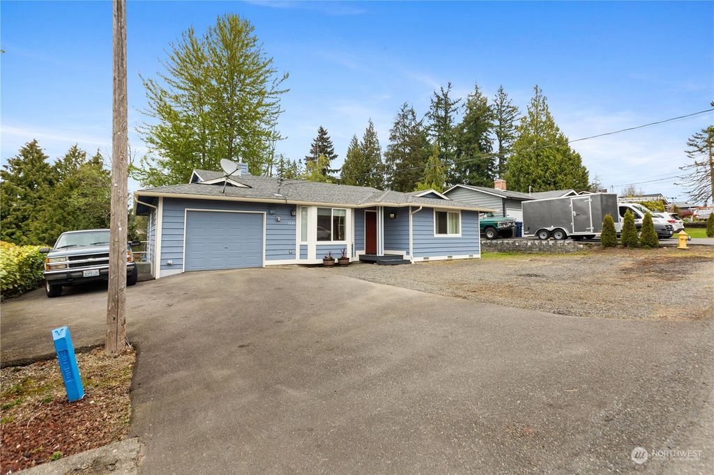 Photo of 1121 143rd Street SW, Lynnwood, WA 98087 (MLS # 2063012)