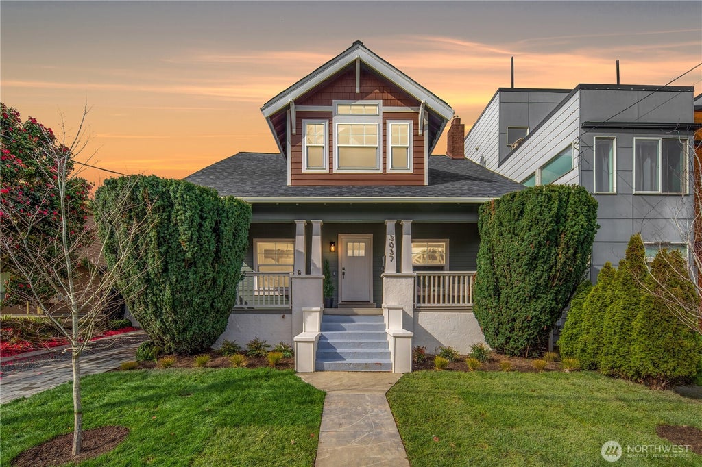 Photo of 3037 21st Avenue W, Seattle, WA 98199 (MLS # 2587688)