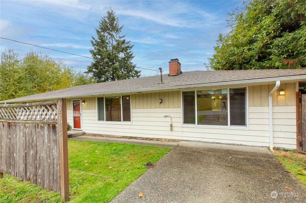 Photo of 2105 Bedal Lane, Everett, WA 98208 (MLS # 2301904)