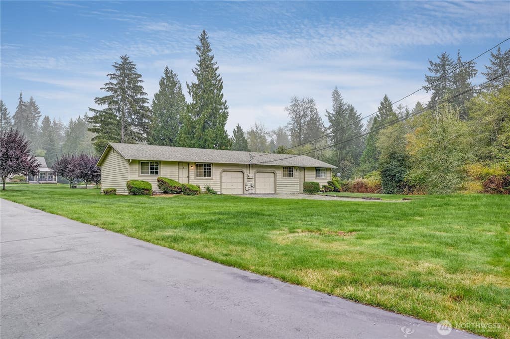 Photo of 22415 95th Avenue SE #B, Woodinville, WA 98077 (MLS # 2560564)