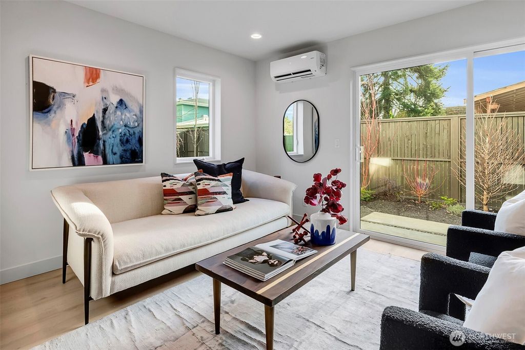 listing image 9360375812734009070