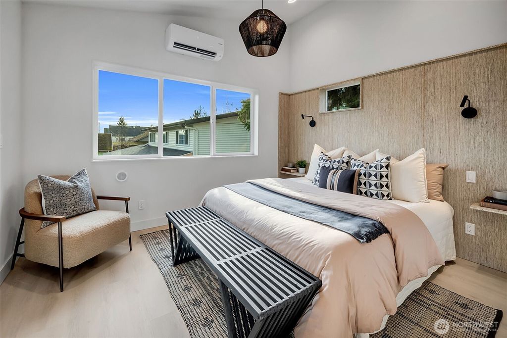 listing image 9368067240491711537