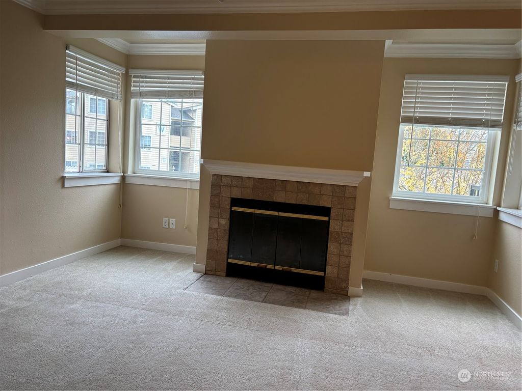 Photo of 28704 18th Avenue S #V203, Federal Way, WA 98003 (MLS # 2306046)