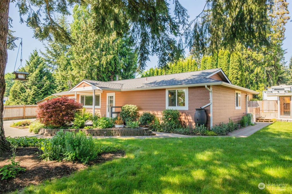 Photo of 5217 Sunnyside Boulevard, Marysville, WA 98270 (MLS # 2069447)