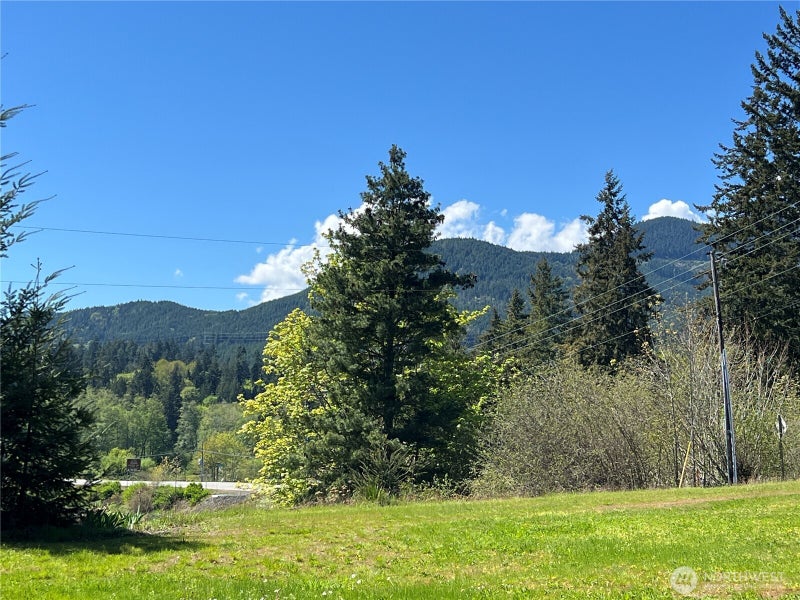 309885 Highway 101