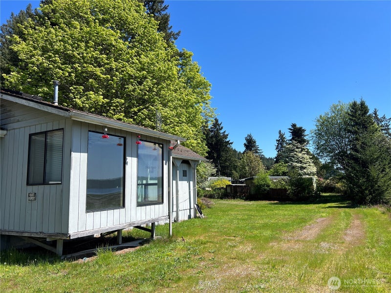 309885 Highway 101