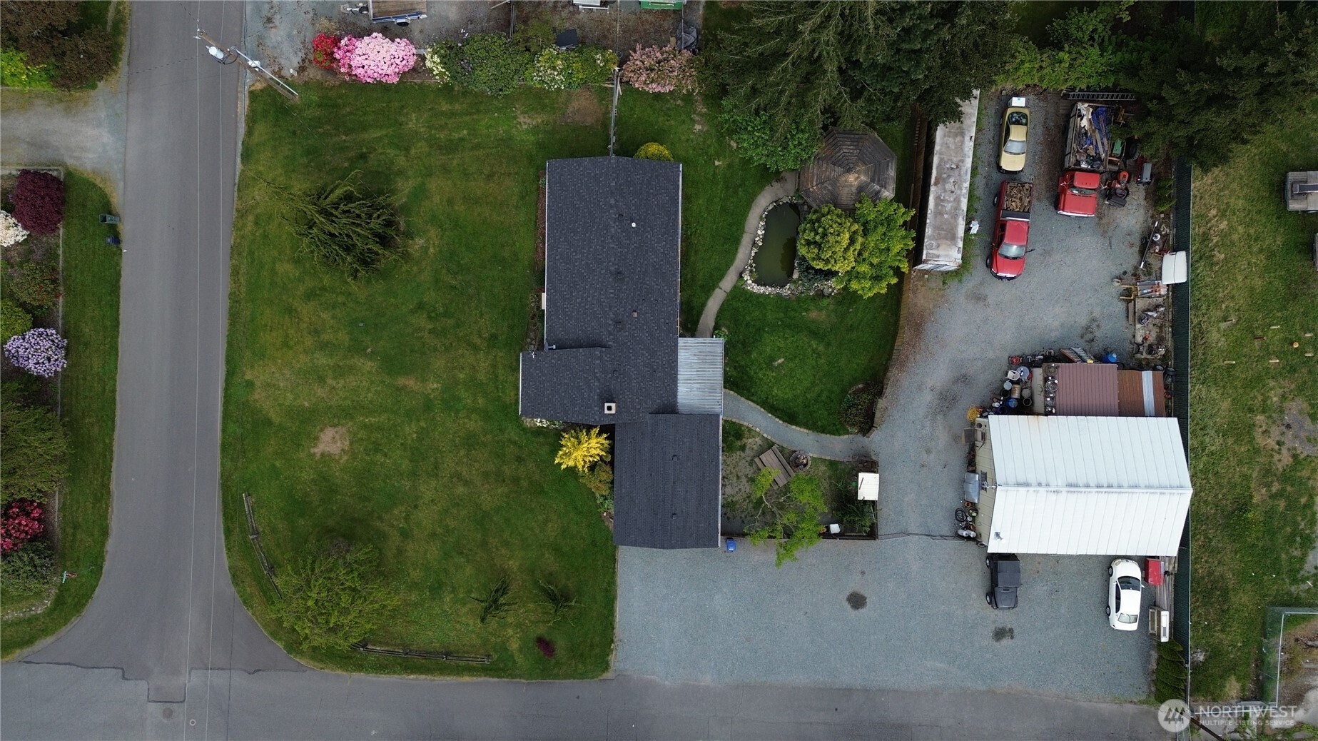 313 W Bennett Street