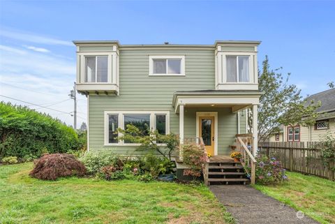 Photo of 1122 Duryea Street, Raymond, WA 98577 (MLS # 2294585) Photo of 1122 Duryea Street, Raymond, WA 98577 (MLS # 2294585)