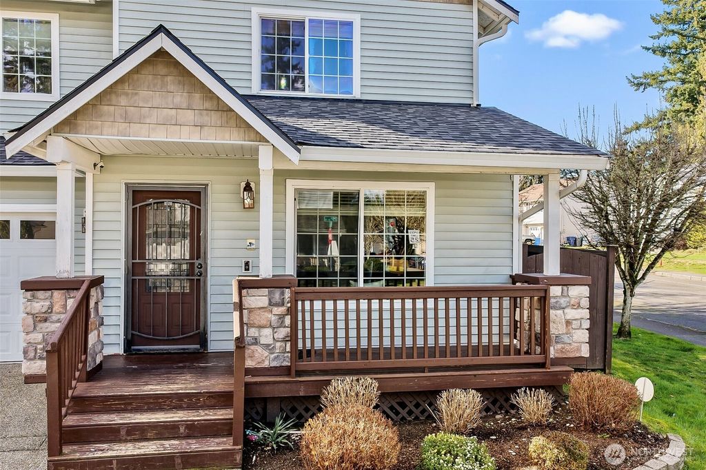 Photo of 9604 25th Drive SE, Everett, WA 98208 (MLS # 2482028)