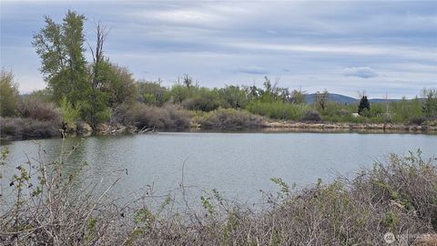 Photo of 0 Hwy 97, Ellensburg, WA 98926 (MLS # 2509238)