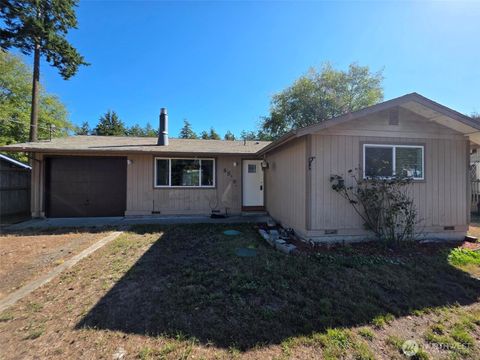 Photo of 4340 Hamilton Drive, Oak Harbor, WA 98277 (MLS # 2384606)