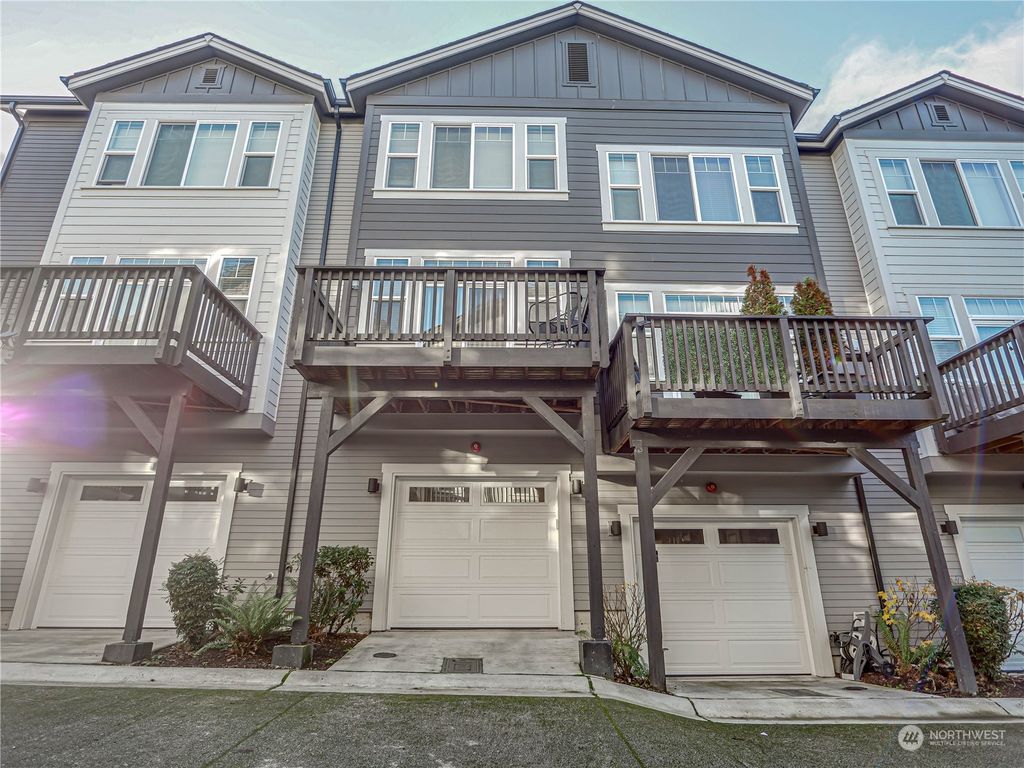 Photo of 151 SW 185th Lane, Normandy Park, WA 98166 (MLS # 2313661)