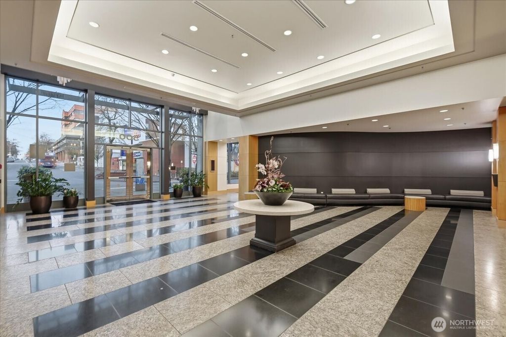 Photo of 500 Broadway Street #609, Vancouver, WA 98660 (MLS # 2468238)