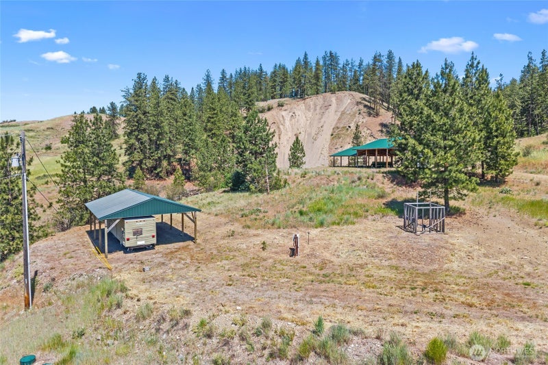 5793 Fruitland Valley Road