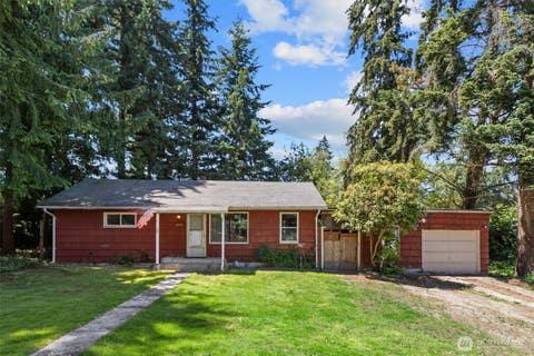 Photo of 20430 52nd Avenue W, Lynnwood, WA 98036 (MLS # 2539186)