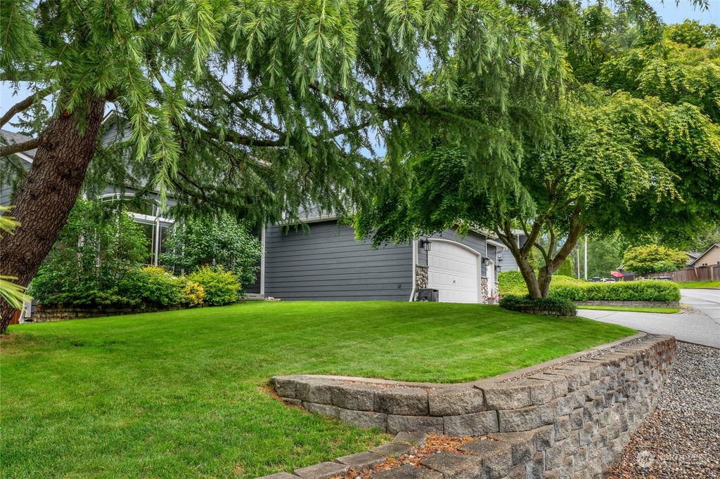 Photo of 7215 81St Place NE, Marysville, WA 98270 (MLS # 2244081)