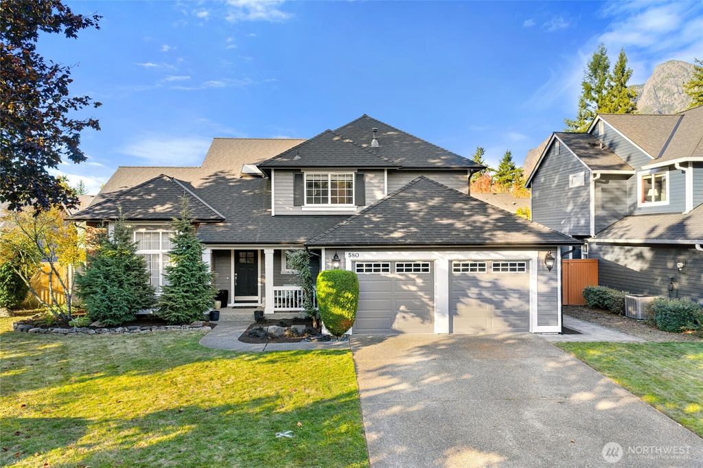 Photo of 580 SE 8th Street, North Bend, WA 98045 (MLS # 2444450)
