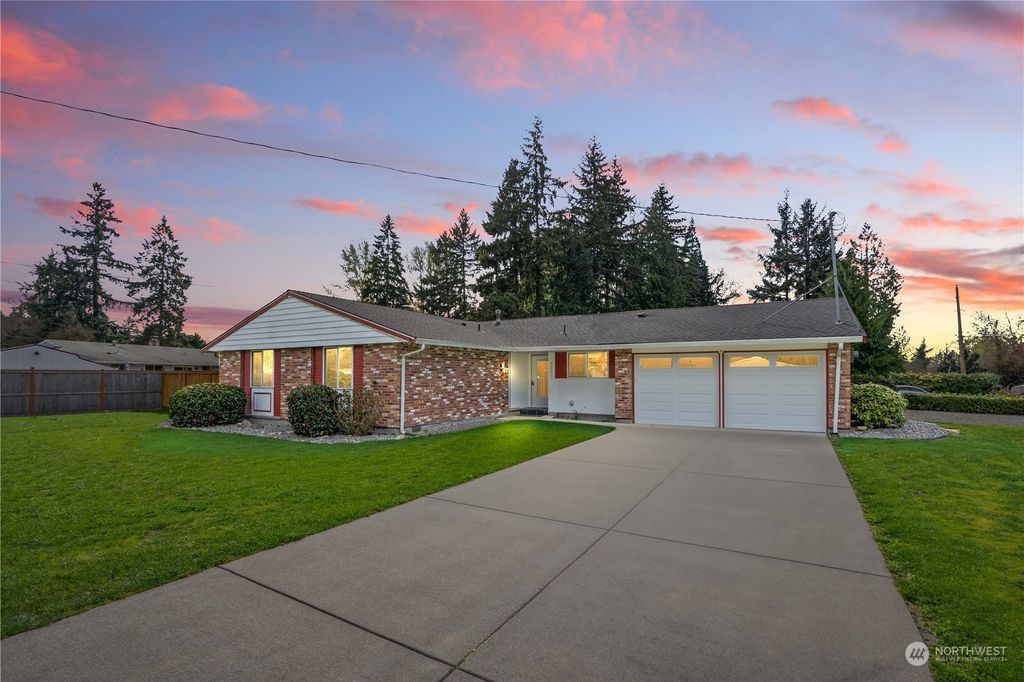 Photo of 4451 S 350th Street, Auburn, WA 98001 (MLS # 2221533)