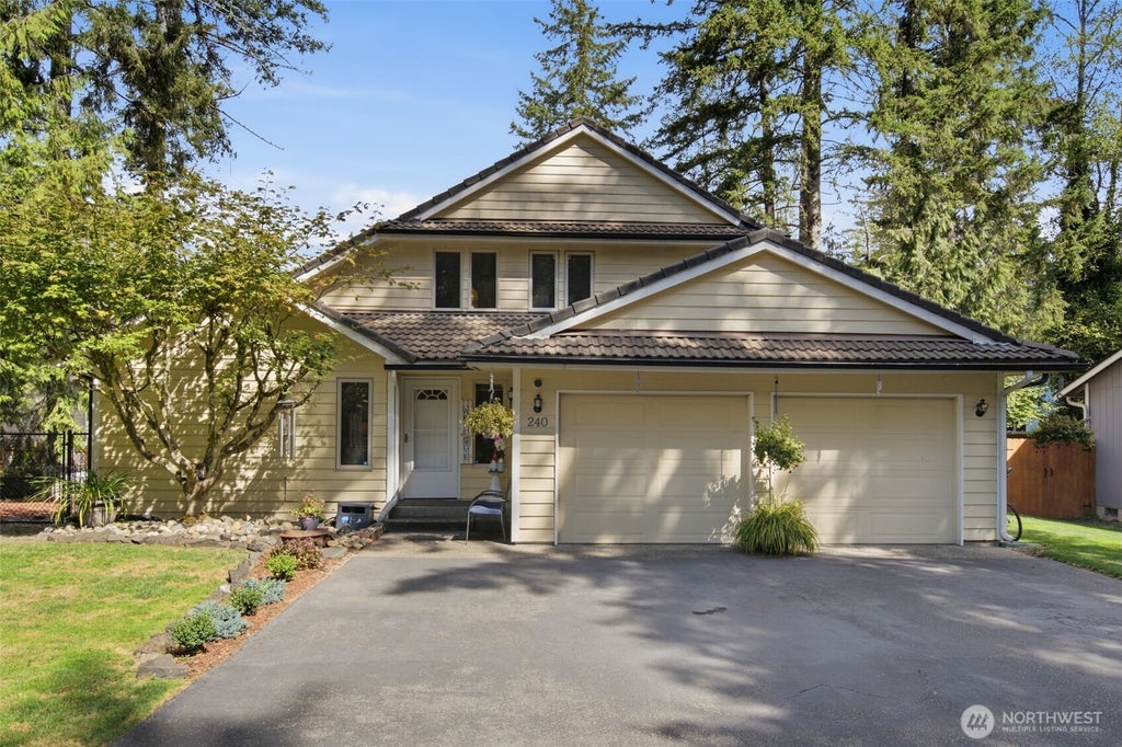 Photo of 240 E Channel Drive, Allyn, WA 98524 (MLS # 2579215)