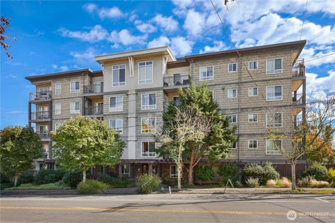 Photo of 3015 SW Avalon Way #204, Seattle, WA 98126 (MLS # 2588960)