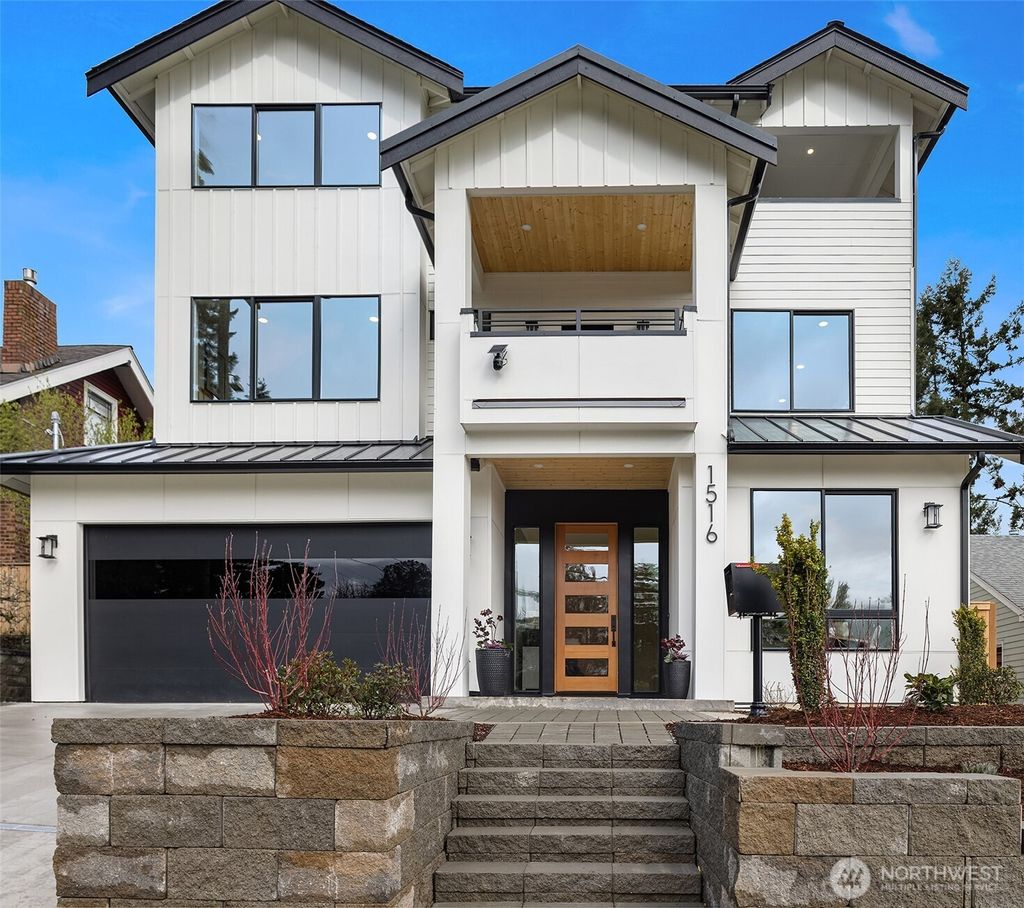 Photo of 1516 NE 90th Street, Seattle, WA 98115 (MLS # 2346960)